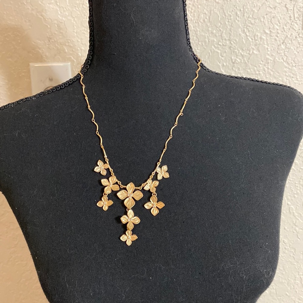 Lady’s Necklace
